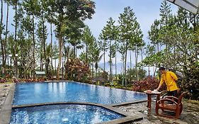 Jambuluwuk Convention Hall & Resort Puncak